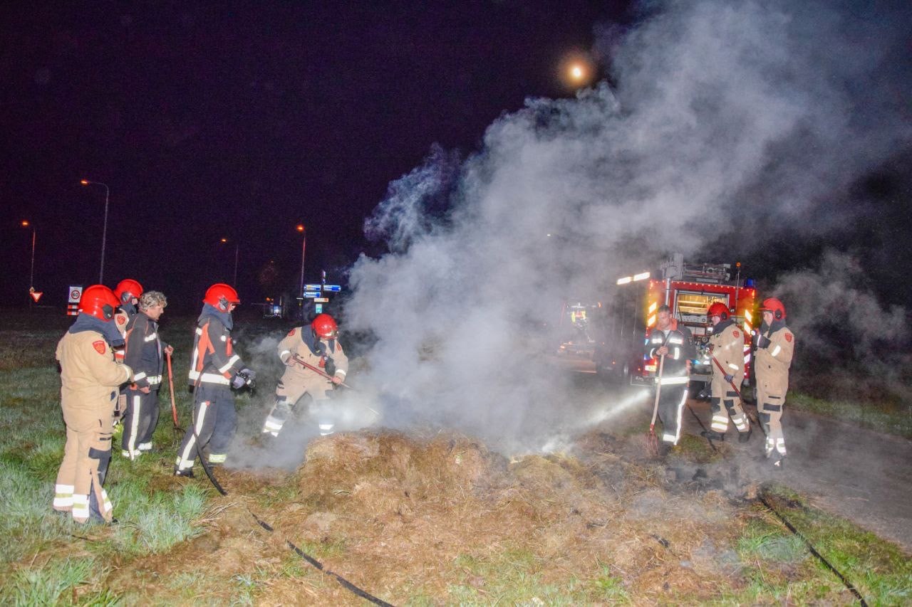 Bult Hooi In Brand Nabij De A7 Bij Boerakker | InfoLeek