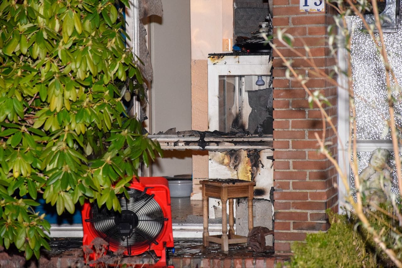 Explosies Bij Woning In Roden; Politie Gaat Uit Van Opzettelijke Actie ...